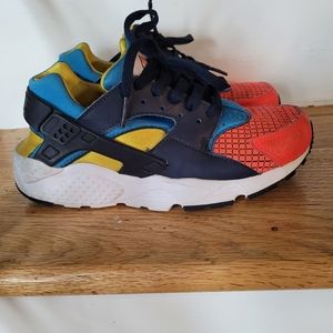 Huarache Run Ultra Low GS 'Bright Crimson'